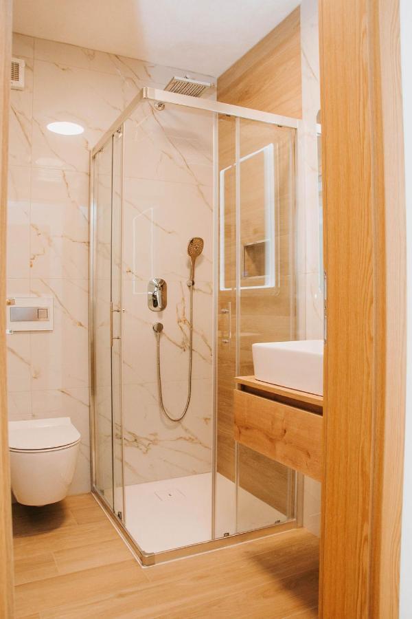 קובאריד Apartmaji Ursic מראה חיצוני תמונה